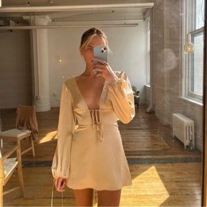 Two bodies mini dress